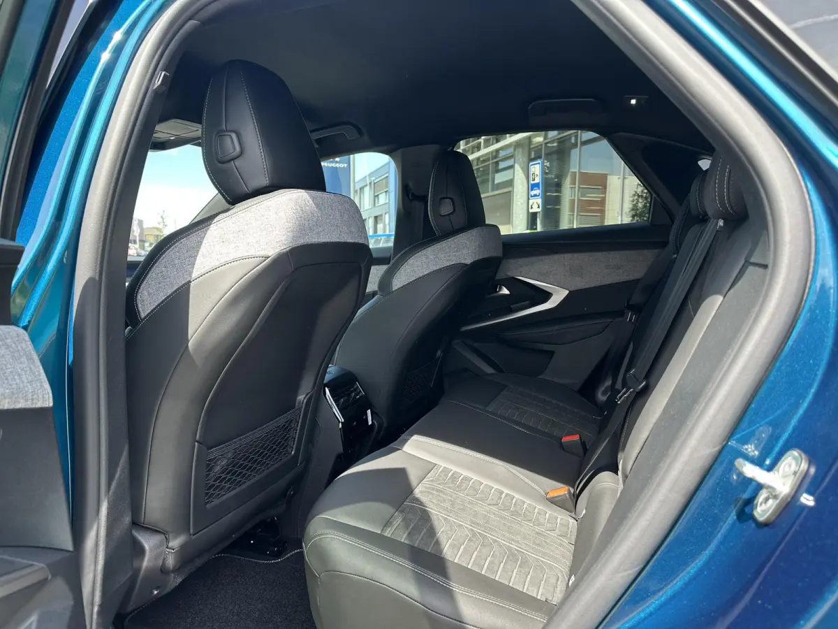 GT 73 kWh / Camera Voor & Achter / 360° Camera / Keyless Entry / Warmtepomp / Adaptieve Cruise Control