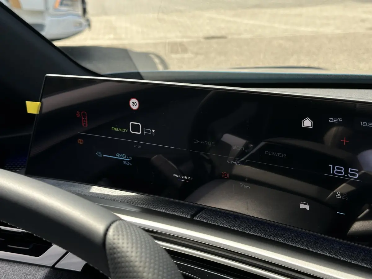 GT 73 kWh / Camera Voor & Achter / 360° Camera / Keyless Entry / Warmtepomp / Adaptieve Cruise Control