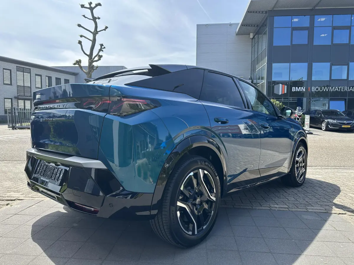 GT 73 kWh / Camera Voor & Achter / 360° Camera / Keyless Entry / Warmtepomp / Adaptieve Cruise Control
