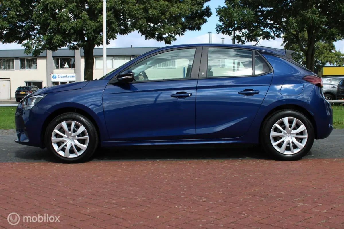 Edition 50 kWh 3-fasen, Navi, App connect, Pdc + Camera, Cruise, Clima