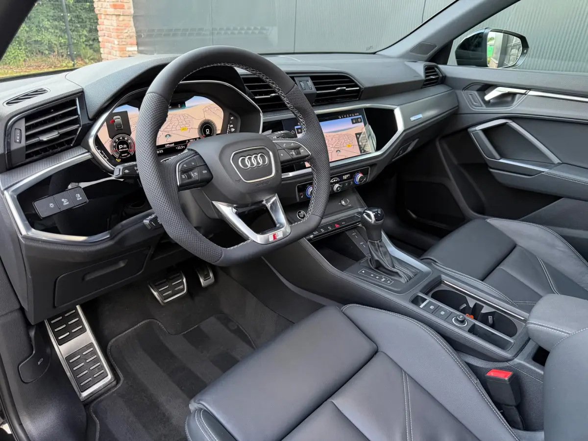 35 TFSI S-Line 150 pk Blackstyle/pano/Camera/sfeerverlichting