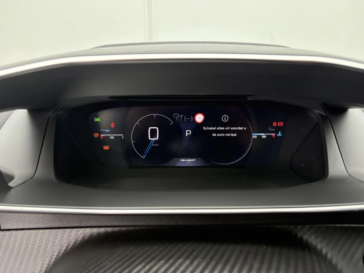 1.2 Hybrid 145 GT | Elektrische stoelen | Adaptieve cruise control | Stoelverwarming | 360 Camera | Apple Carplay/Android auto