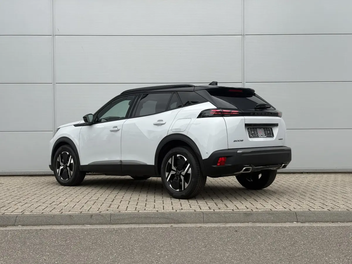 1.2 Hybrid 145 GT | Elektrische stoelen | Adaptieve cruise control | Stoelverwarming | 360 Camera | Apple Carplay/Android auto