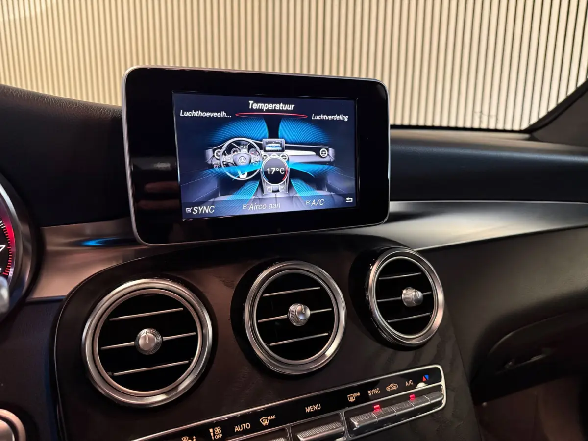 250 4-Matic AMG STYLING-PANORAMA-RIJ PAKKET-BURMESTER-COMPLEET