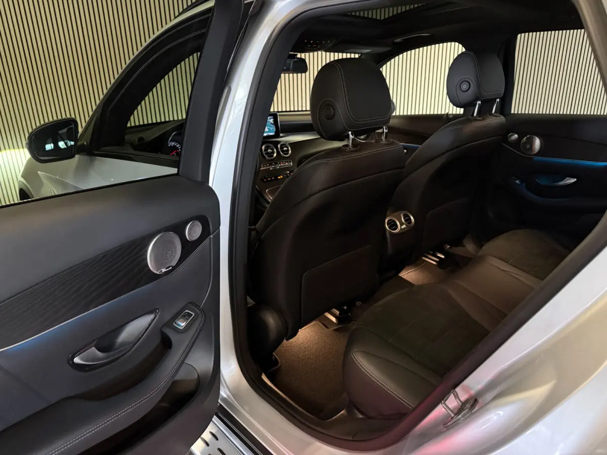 250 4-Matic AMG STYLING-PANORAMA-RIJ PAKKET-BURMESTER-COMPLEET