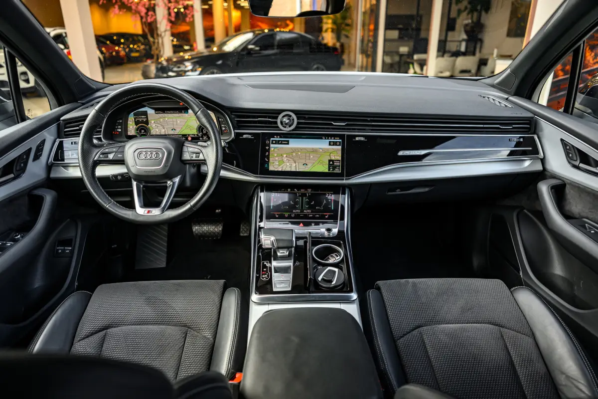 55 TFSI e quattro Pro Line Advanced|Pano|Lucht Vering|Acc|Lane-Assist|Dode Hoek|21 Inch|