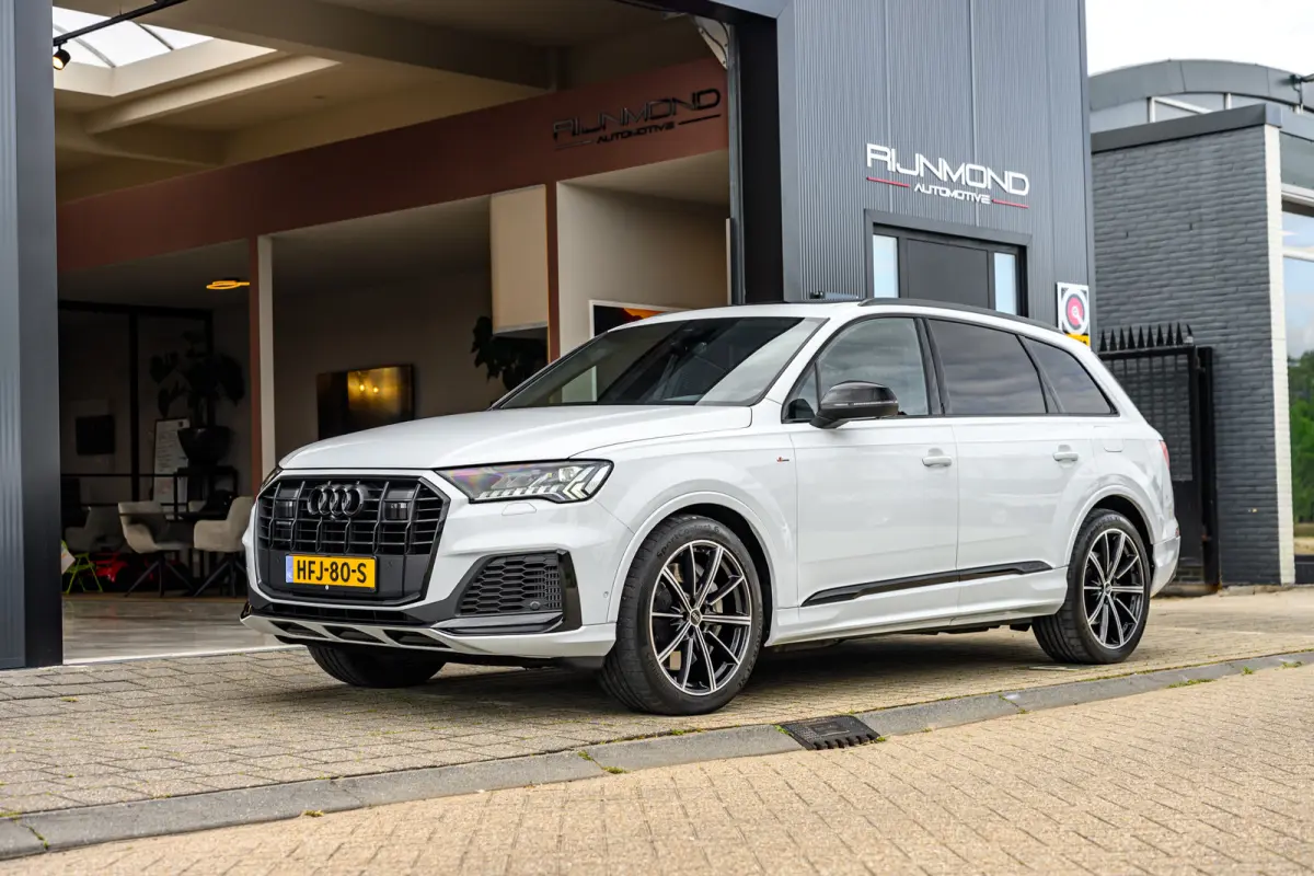55 TFSI e quattro Pro Line Advanced|Pano|Lucht Vering|Acc|Lane-Assist|Dode Hoek|21 Inch|