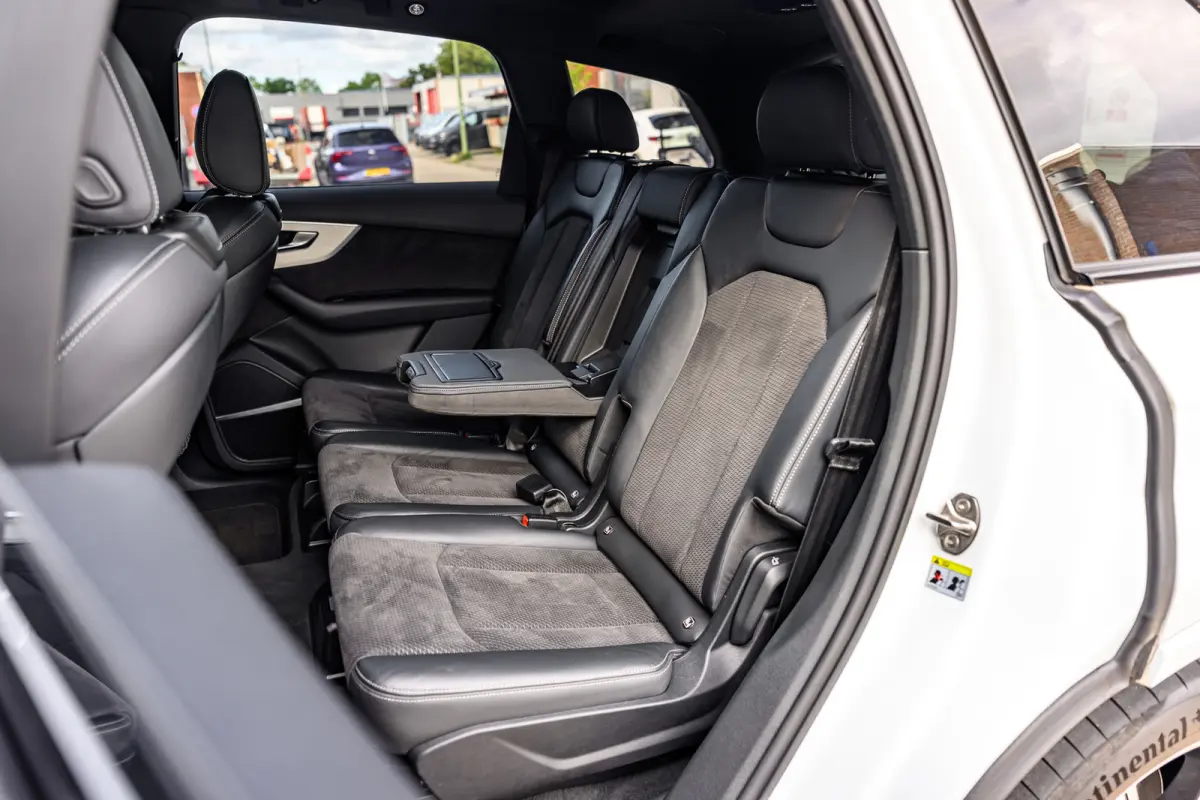 55 TFSI e quattro Pro Line Advanced|Pano|Lucht Vering|Acc|Lane-Assist|Dode Hoek|21 Inch|