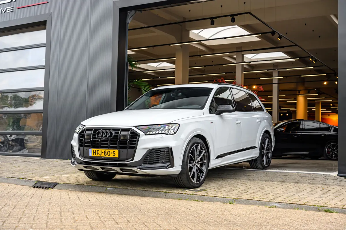 55 TFSI e quattro Pro Line Advanced|Pano|Lucht Vering|Acc|Lane-Assist|Dode Hoek|21 Inch|