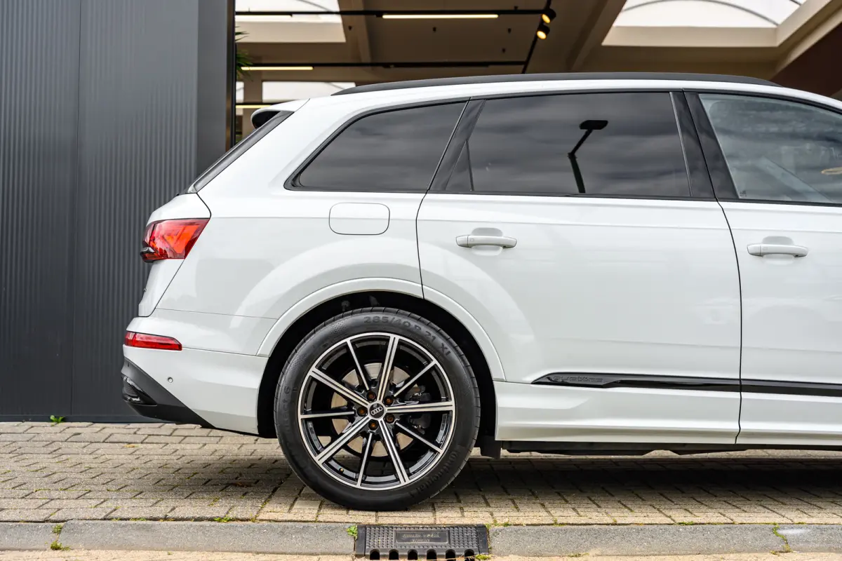55 TFSI e quattro Pro Line Advanced|Pano|Lucht Vering|Acc|Lane-Assist|Dode Hoek|21 Inch|
