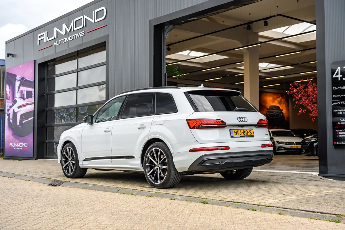 55 TFSI e quattro Pro Line Advanced|Pano|Lucht Vering|Acc|Lane-Assist|Dode Hoek|21 Inch|