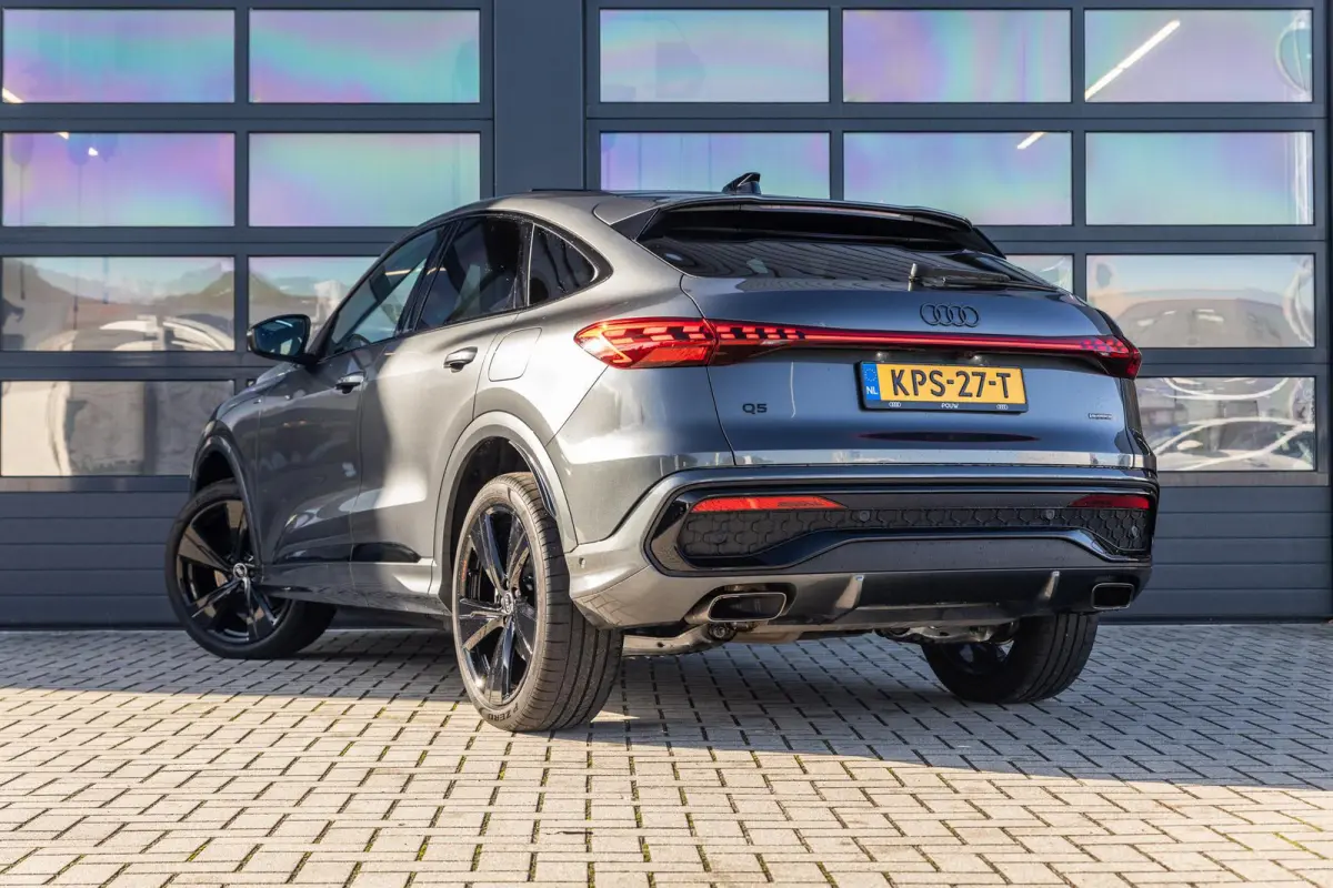 2.0 TFSI e-hybrid 299pk quattro S edition | Bijrijdersscherm | Ambiance Verlichting | Panoramadak | 360 Camera