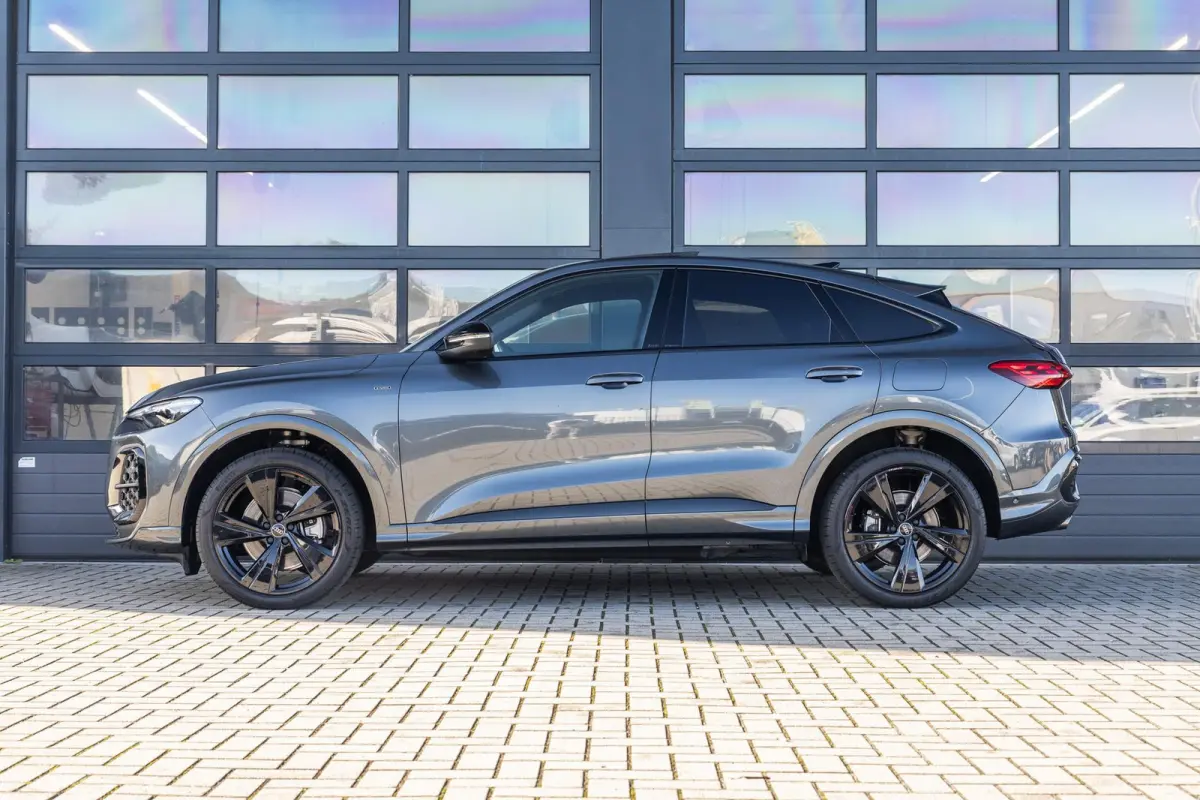 2.0 TFSI e-hybrid 299pk quattro S edition | Bijrijdersscherm | Ambiance Verlichting | Panoramadak | 360 Camera