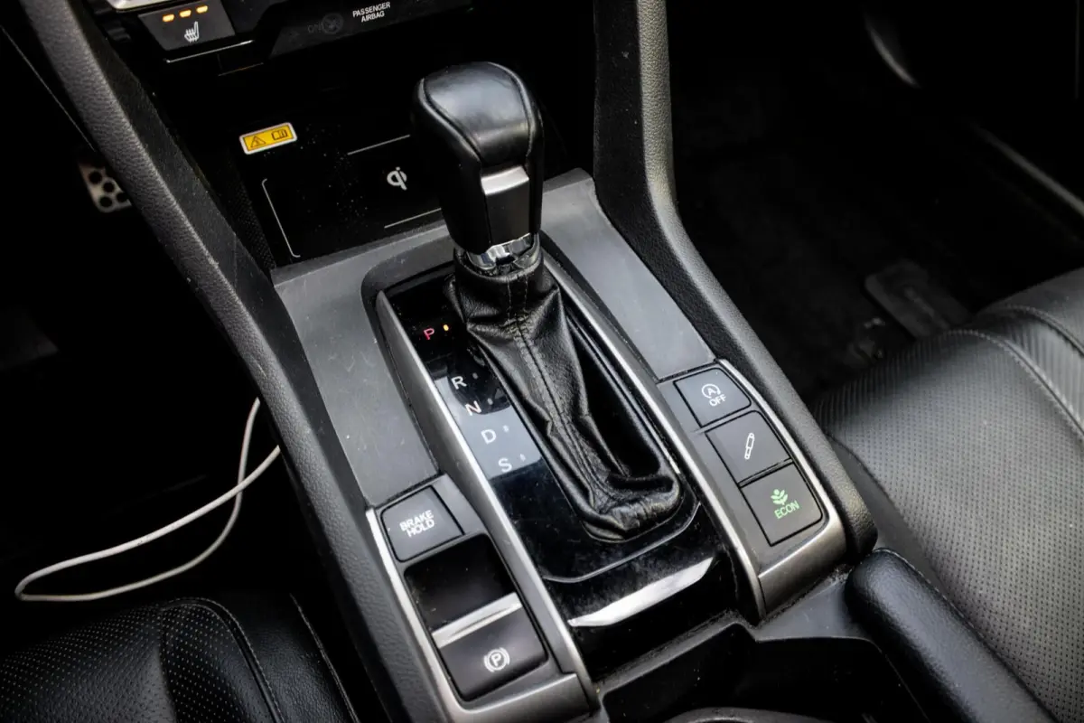 1.0 i-VTEC | PANO | CARPLAY | CAMERA | TREKHAAK | STOELVERWARMING |