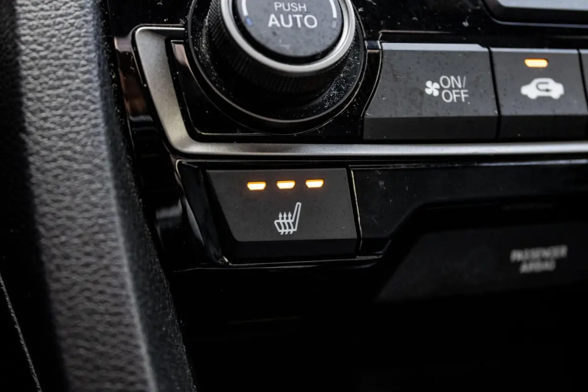 1.0 i-VTEC | PANO | CARPLAY | CAMERA | TREKHAAK | STOELVERWARMING |
