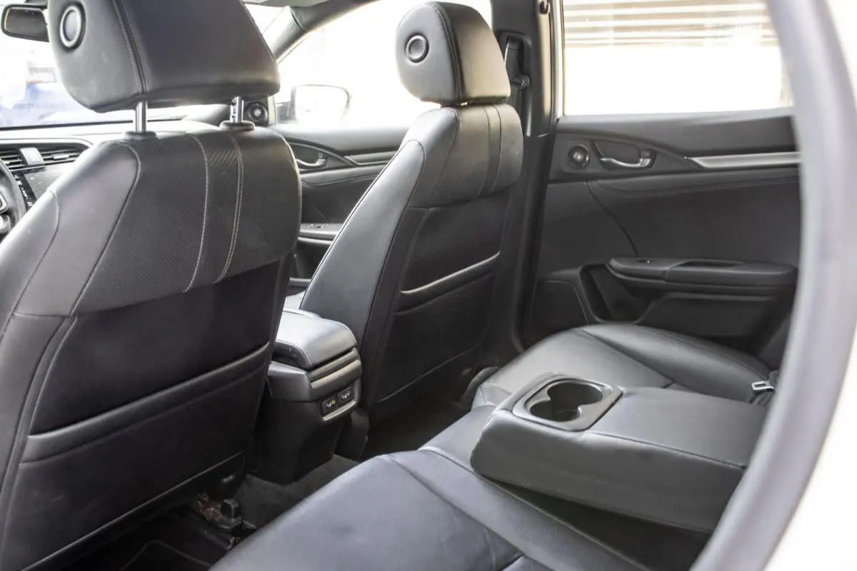 1.0 i-VTEC | PANO | CARPLAY | CAMERA | TREKHAAK | STOELVERWARMING |
