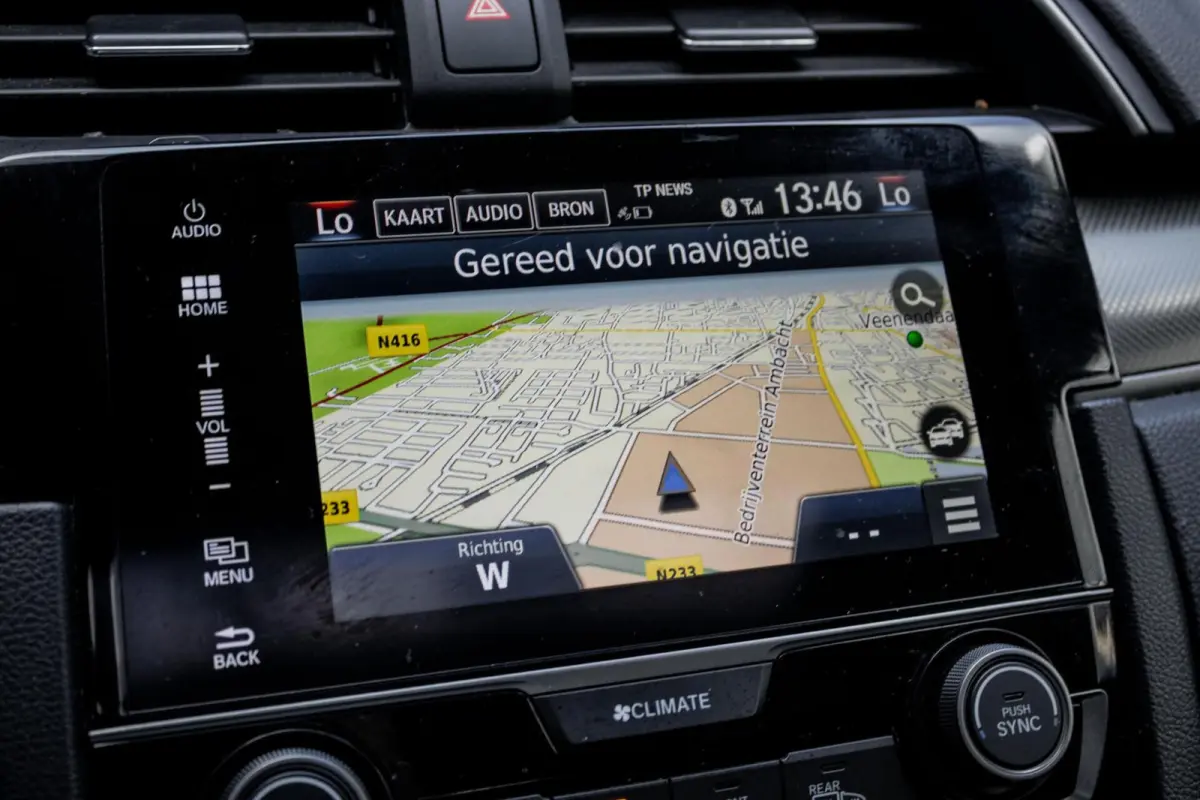 1.0 i-VTEC | PANO | CARPLAY | CAMERA | TREKHAAK | STOELVERWARMING |