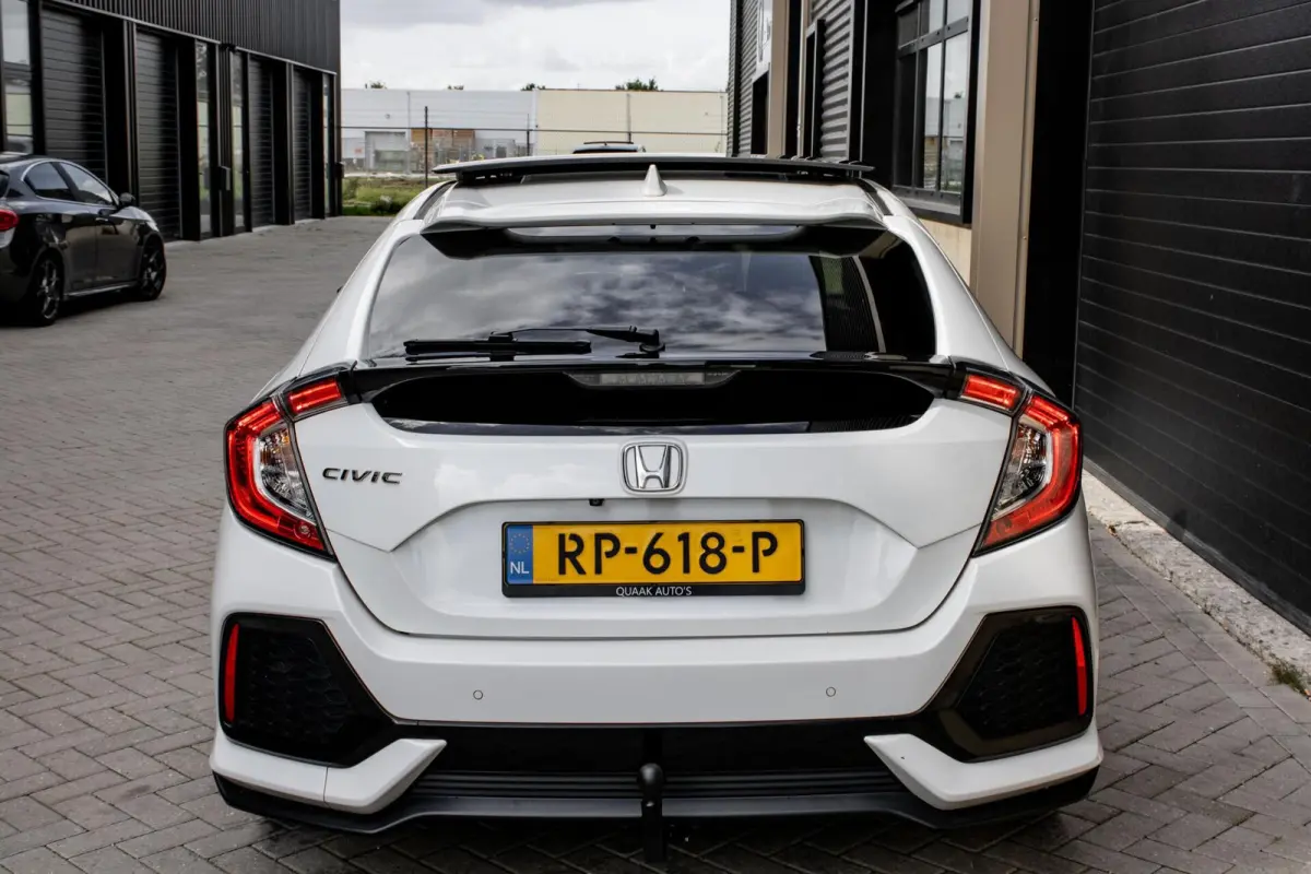 1.0 i-VTEC | PANO | CARPLAY | CAMERA | TREKHAAK | STOELVERWARMING |