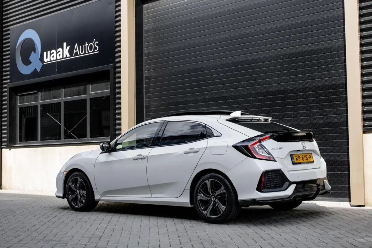 1.0 i-VTEC | PANO | CARPLAY | CAMERA | TREKHAAK | STOELVERWARMING |