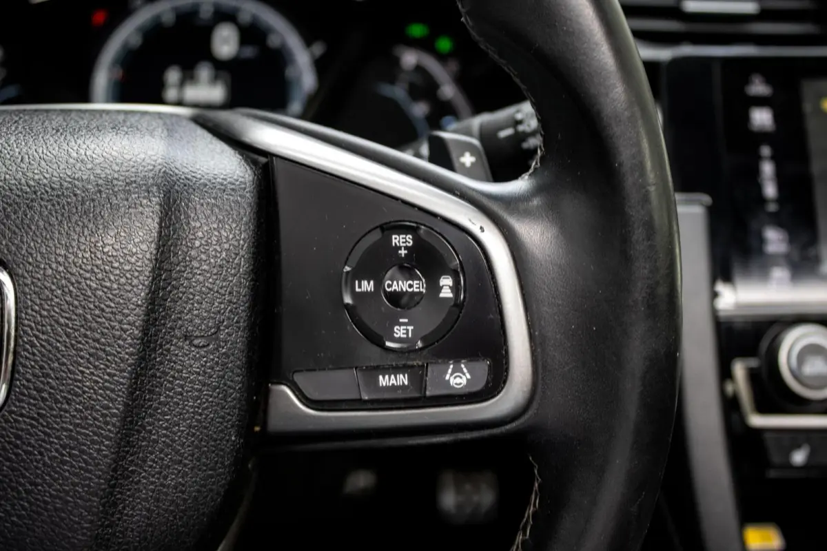 1.0 i-VTEC | PANO | CARPLAY | CAMERA | TREKHAAK | STOELVERWARMING |
