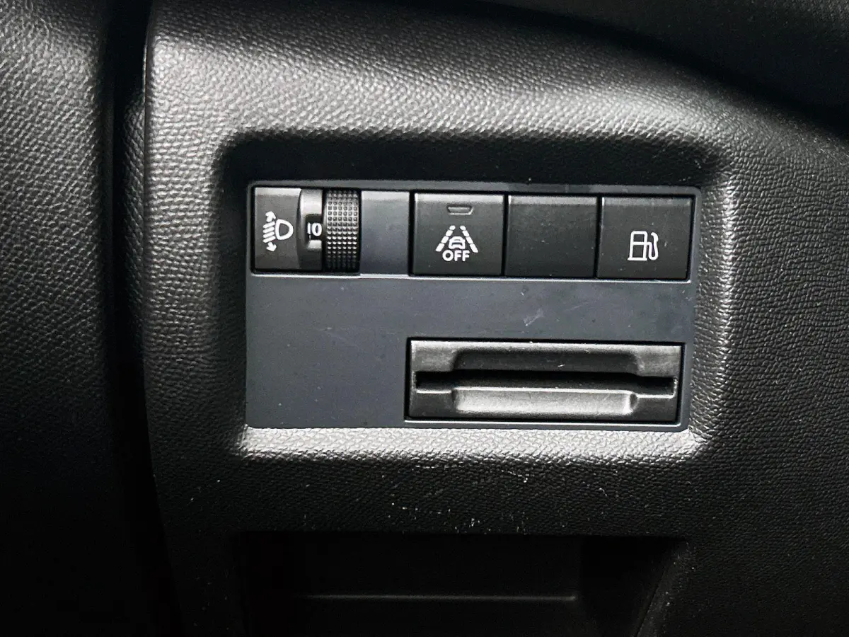 1.6 Plug-in Hybrid 225 Feel CAMERA | NAVI & CARPLAY | AD-CRUISE