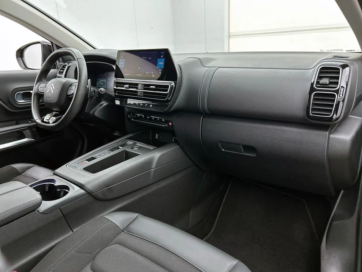 1.6 Plug-in Hybrid 225 Feel CAMERA | NAVI & CARPLAY | AD-CRUISE