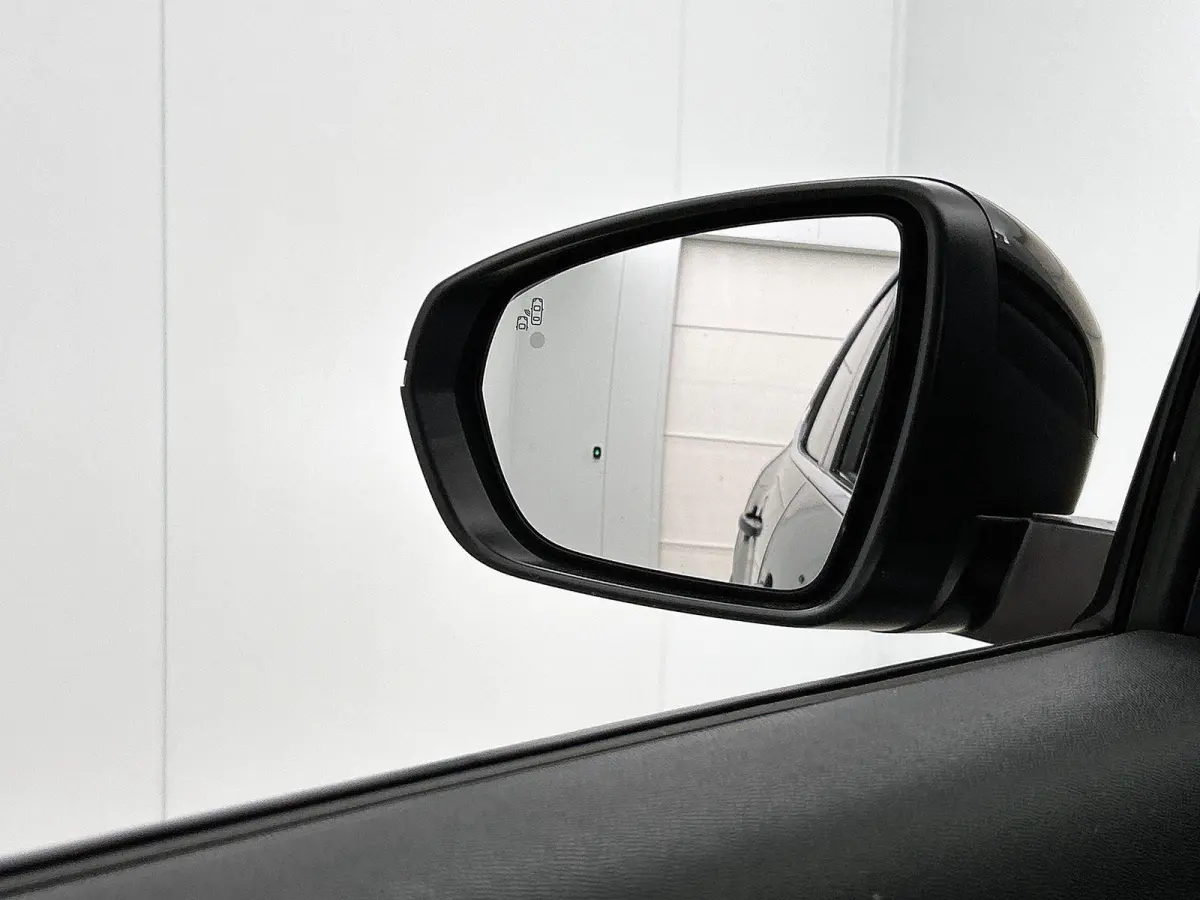 1.6 Plug-in Hybrid 225 Feel CAMERA | NAVI & CARPLAY | AD-CRUISE
