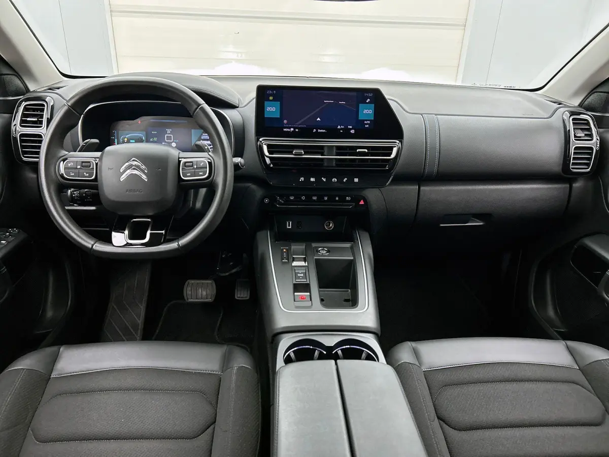 1.6 Plug-in Hybrid 225 Feel CAMERA | NAVI & CARPLAY | AD-CRUISE