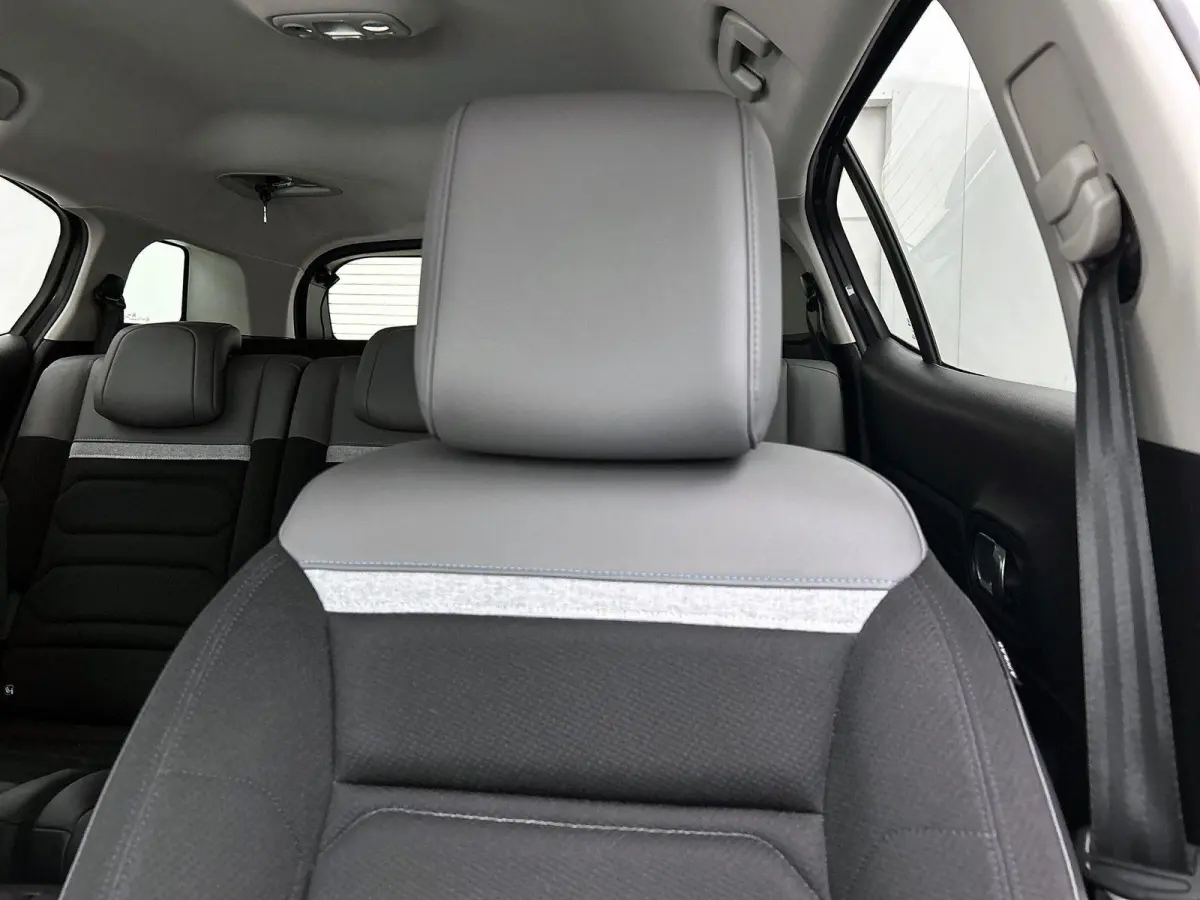 1.6 Plug-in Hybrid 225 Feel CAMERA | NAVI & CARPLAY | AD-CRUISE