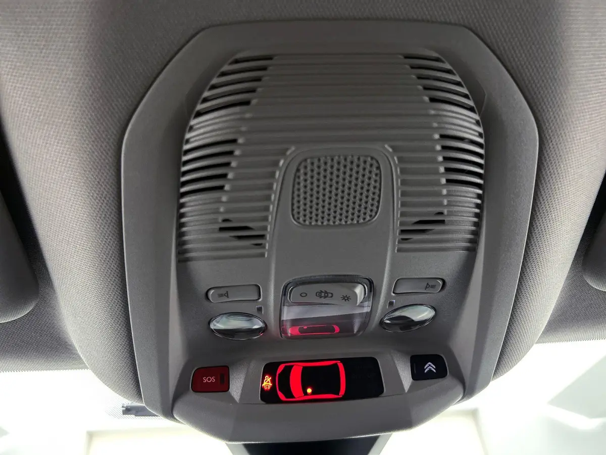 1.6 Plug-in Hybrid 225 Feel CAMERA | NAVI & CARPLAY | AD-CRUISE