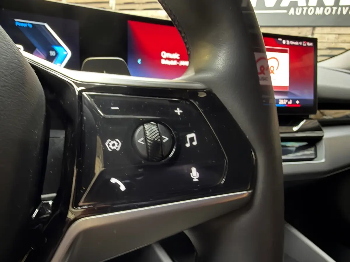 550e xDrive Leder Clima LED Camera Carplay 19"LM
