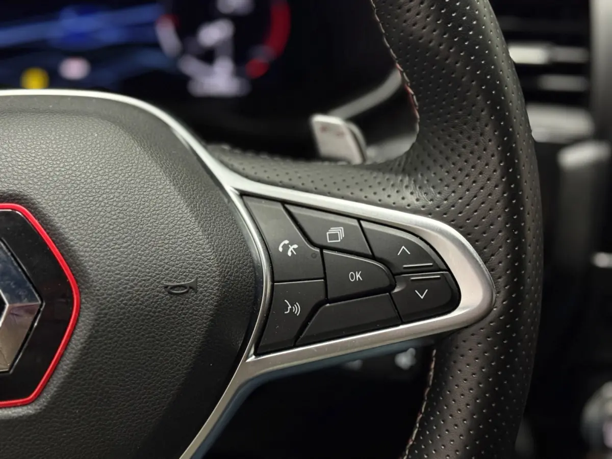 TCe 160 R.S. Line EDC Aut.| Digital Cockpit | Keyless | Leder/Alcantara | ACC | Navi | Camera | Full LED