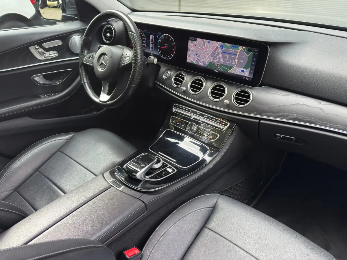 250 Premium Plus l Pano l Headup l Burmester l Memory l Virtual l ACC & lane l 360 Camera l Volleder l