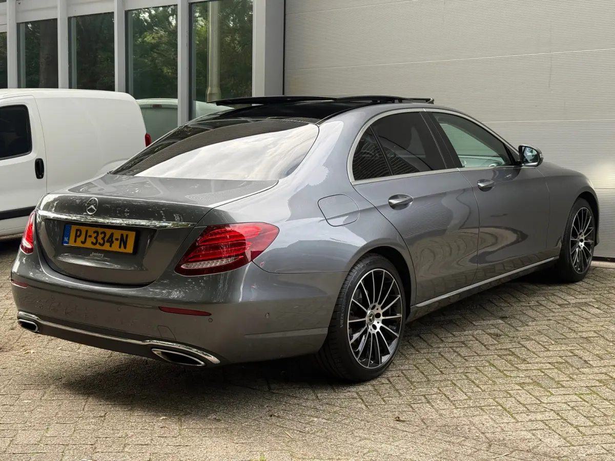 250 Premium Plus l Pano l Headup l Burmester l Memory l Virtual l ACC & lane l 360 Camera l Volleder l