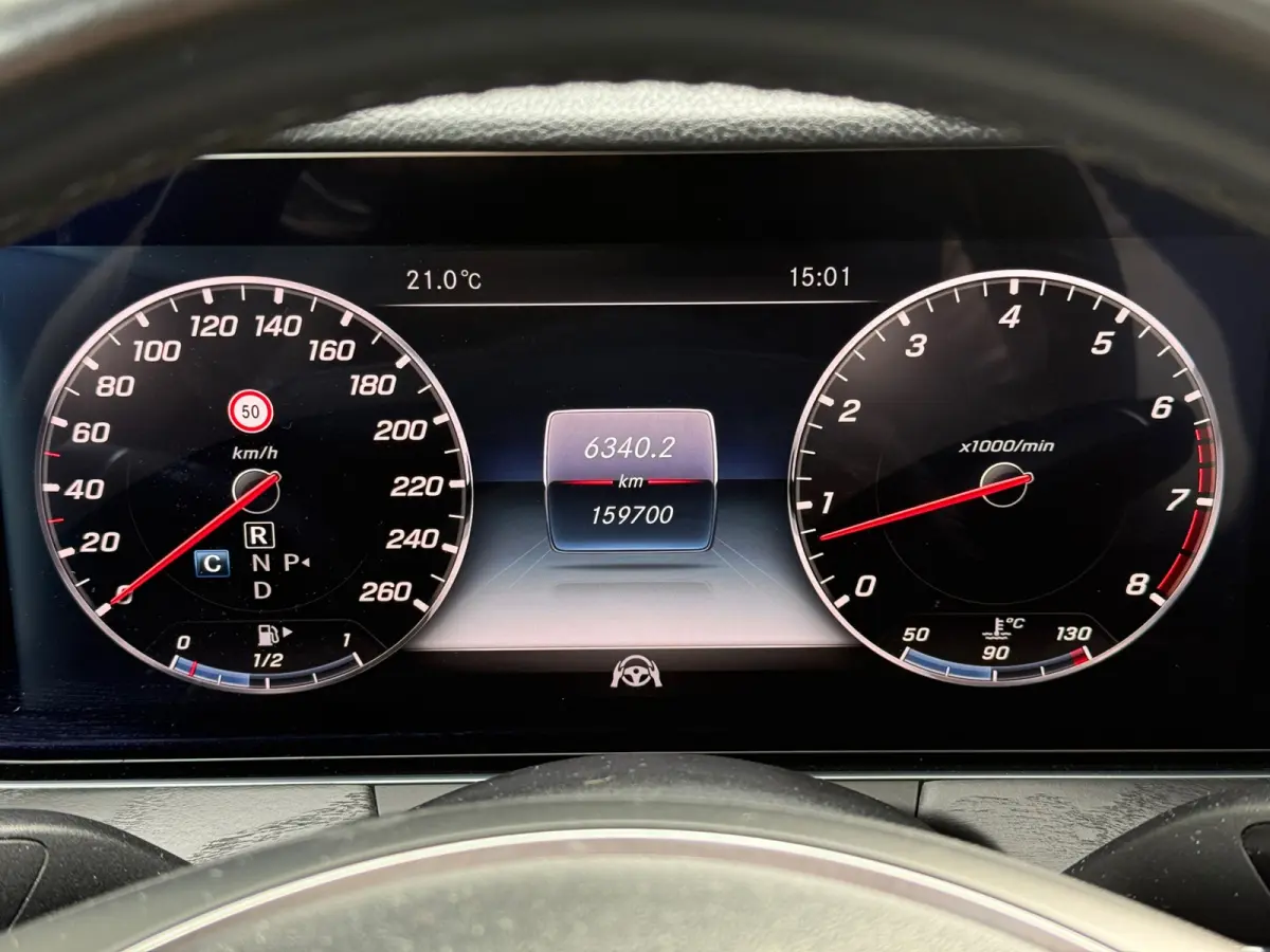 250 Premium Plus l Pano l Headup l Burmester l Memory l Virtual l ACC & lane l 360 Camera l Volleder l