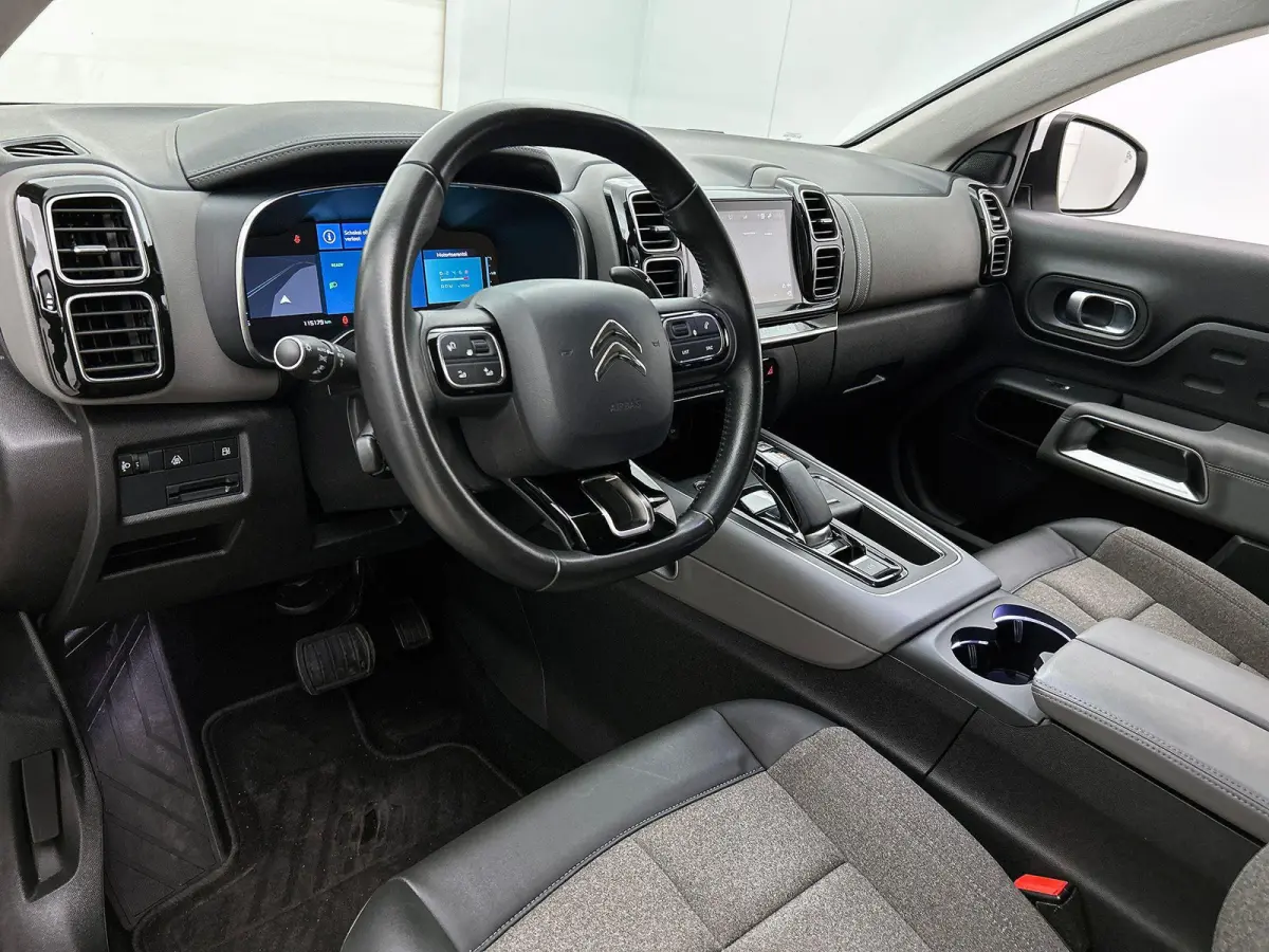 1.6 Plug-in Hybrid 225 Business CAMERA | NAVI & CARPLAY | AD-CRUISE