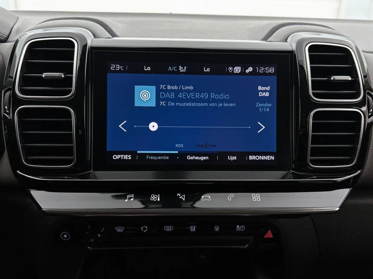1.6 Plug-in Hybrid 225 Business CAMERA | NAVI & CARPLAY | AD-CRUISE