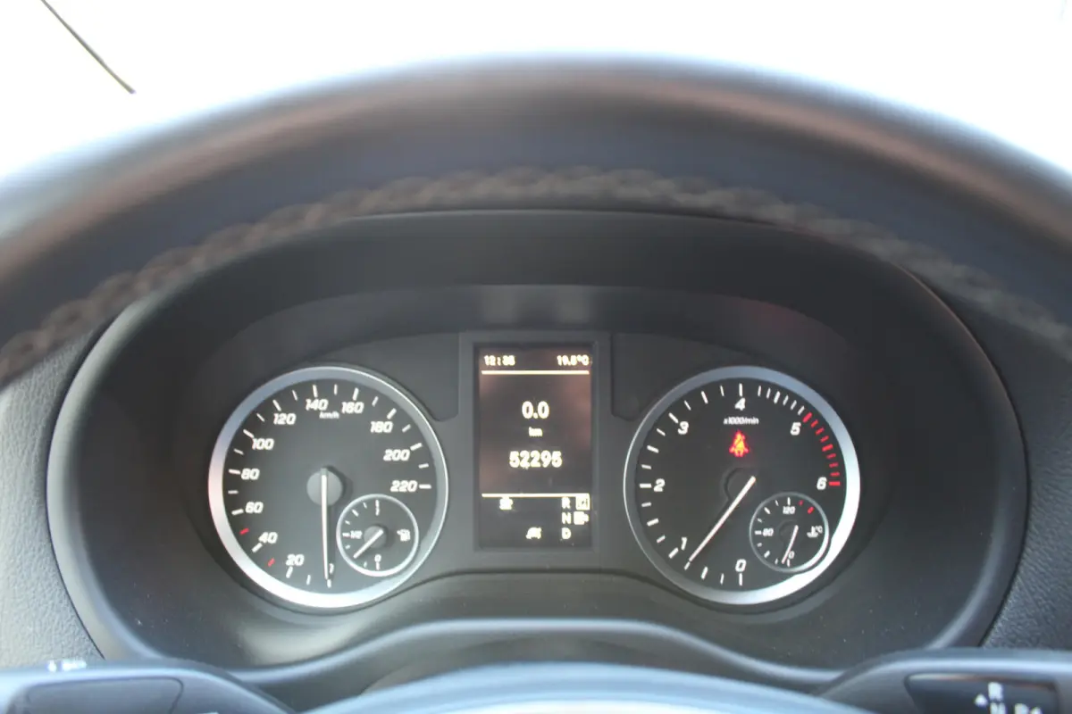 116 CDI 163Pk Automaat Lang L2 | LED | Trekhaak