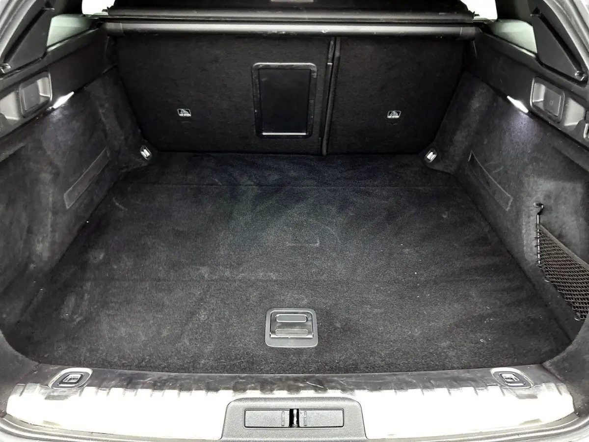 1.6 HYbrid 225 Allure CAMERA | NAVI & CARPLAY | VIRTUAL