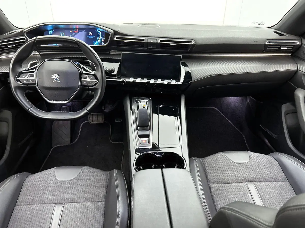 1.6 HYbrid 225 Allure CAMERA | NAVI & CARPLAY | VIRTUAL