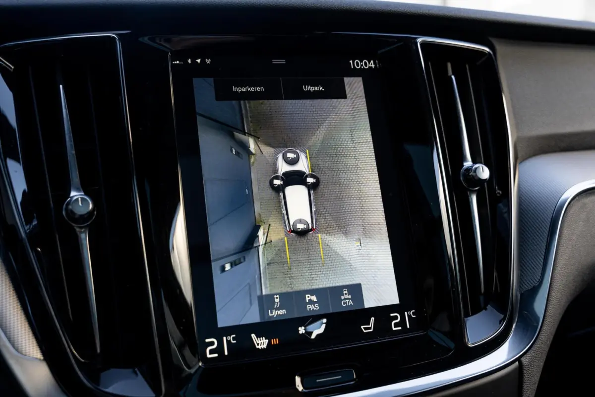 2.0 T6 AWD R-Design *Pano* H&K* HUD* Stoelventilatie*