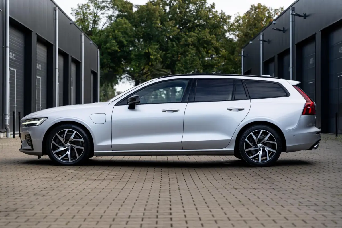 2.0 T6 AWD R-Design *Pano* H&K* HUD* Stoelventilatie*