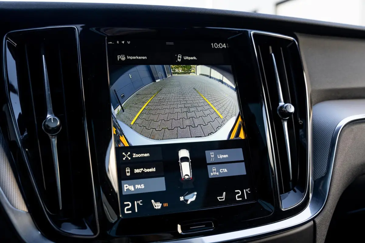 2.0 T6 AWD R-Design *Pano* H&K* HUD* Stoelventilatie*