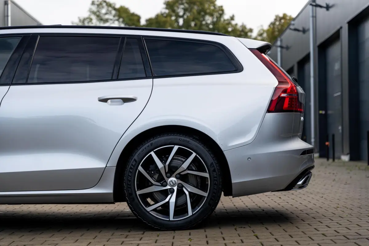 2.0 T6 AWD R-Design *Pano* H&K* HUD* Stoelventilatie*