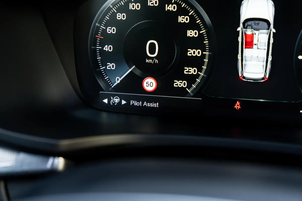 2.0 T6 AWD R-Design *Pano* H&K* HUD* Stoelventilatie*