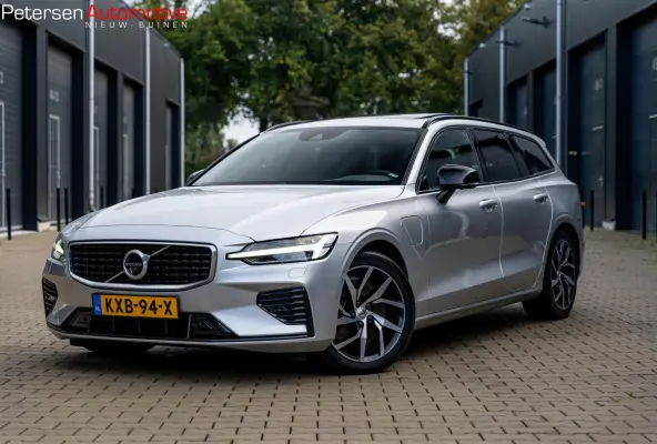 2.0 T6 AWD R-Design *Pano* H&K* HUD* Stoelventilatie*
