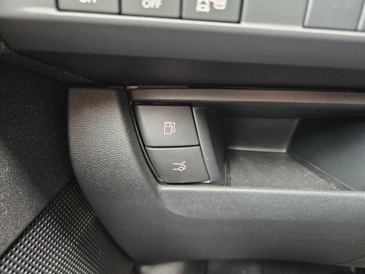 1.6 THP Business Executive Automaat! Trekhaak! Mooie/Nette Auto! Panoramadak! Camera!