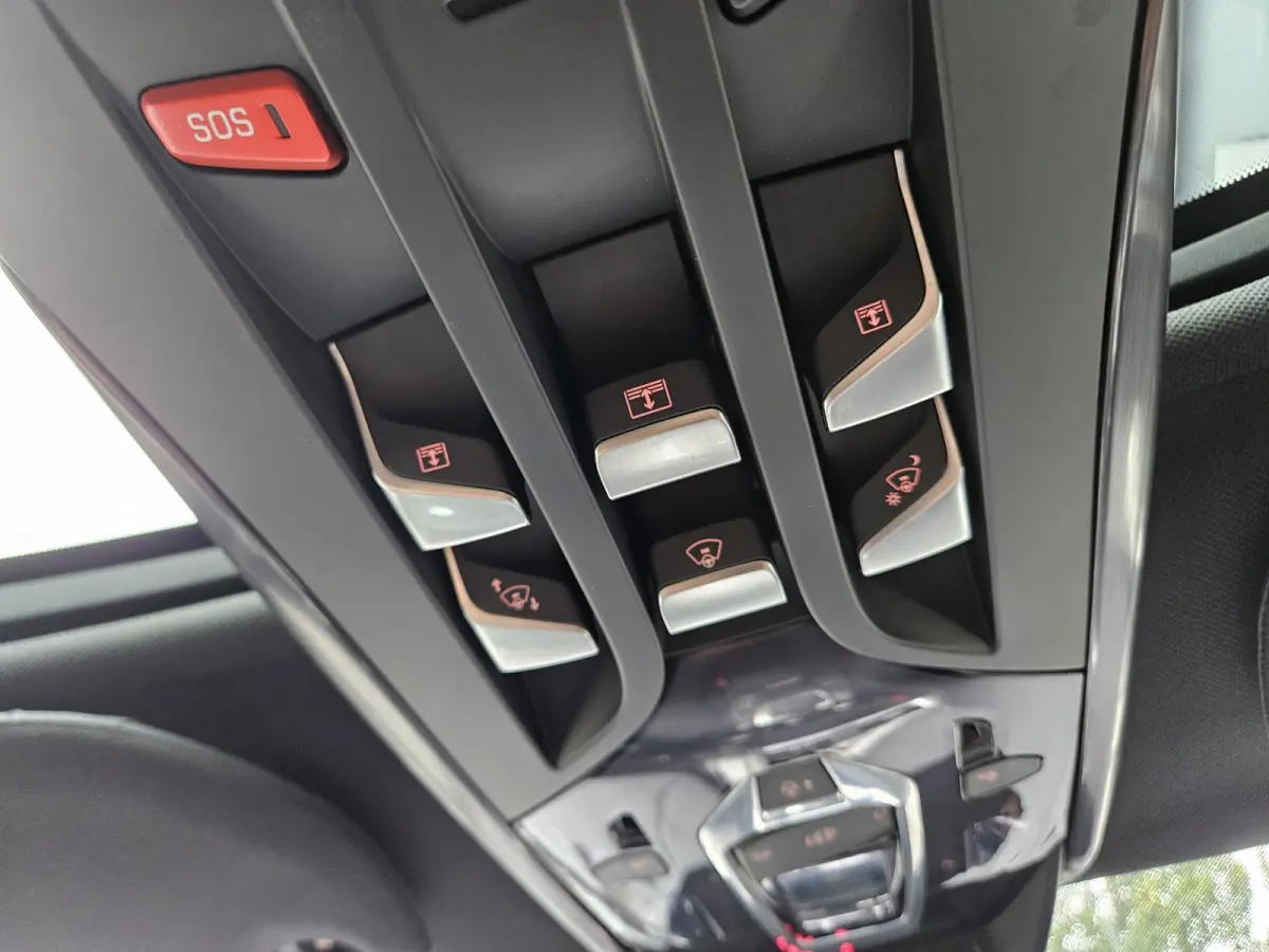 1.6 THP Business Executive Automaat! Trekhaak! Mooie/Nette Auto! Panoramadak! Camera!
