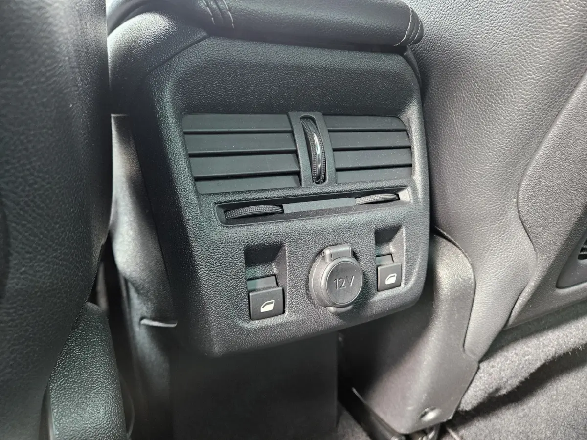 1.6 THP Business Executive Automaat! Trekhaak! Mooie/Nette Auto! Panoramadak! Camera!