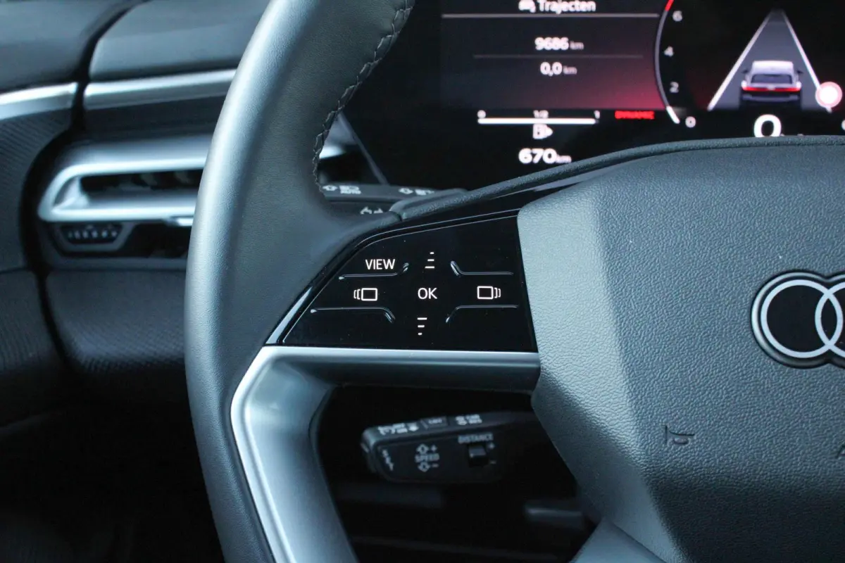 40 TFSI 204pk quattro Advanced Edition | Trekhaak | Stoelverwarming | Elek. Verst. Stoelen | Achteruitrijcamera | Privacy Glas | Apple Carplay & Android Auto